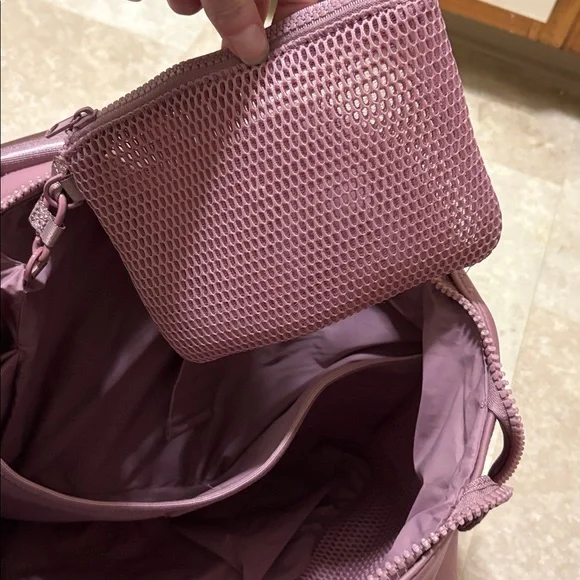 Fabletics dusty rose tote - Picture 6 of 7